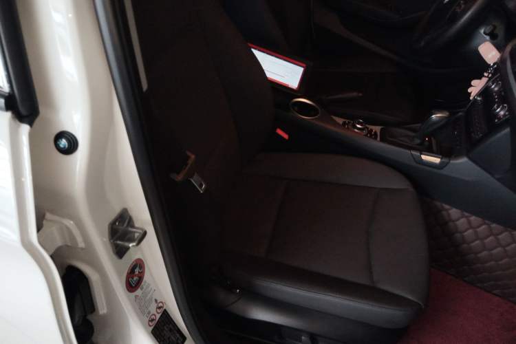 Used BMW X1 2013 sDrive18i Leading Model