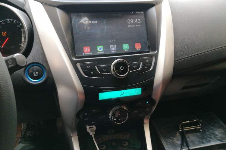 Used BYD Yuan New Energy 2018 EV360 Smart Connect Cool Edition Audio And AC Panel