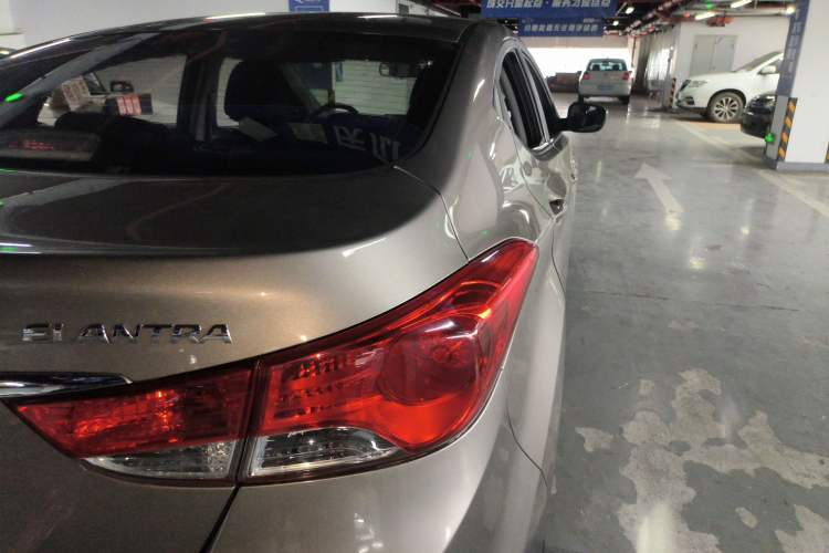 Used Hyundai Elantra (5th Generation / Langdong) 2012 1.6L Automatic Fashion Edition
