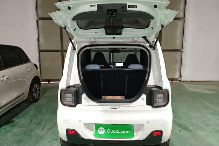 Used Geely Galaxy Panda 2023 Panda Mini 200km Endurance Bear
