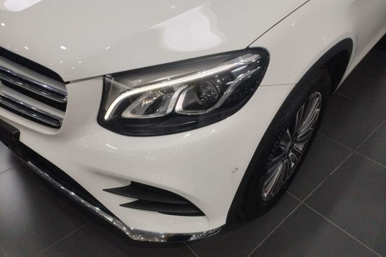 Used Mercedes-Benz GLC 2017 GLC 260 4MATIC Dynamic Edition Left Front Headlight