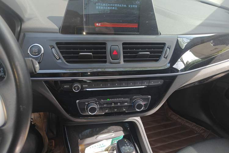 Used BMW 1 Series 2018 118i Sport Edition Audio And AC Panel