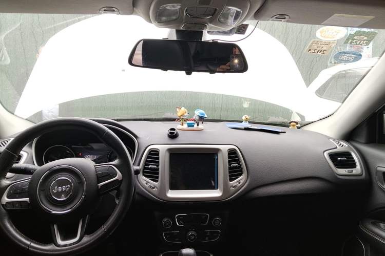 Used Jeep Compass 2017 200T Automatic Enjoyment Version