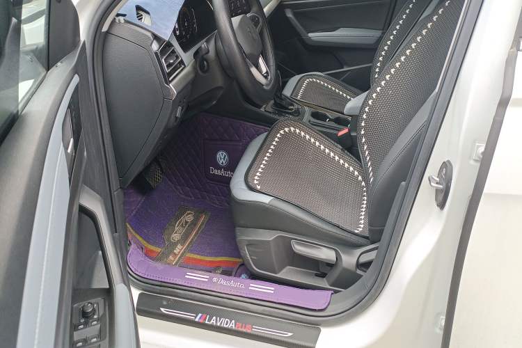 Used Volkswagen Lavida 2024 1.5L Automatic Starry Sky 5 Million Edition Driver Seat