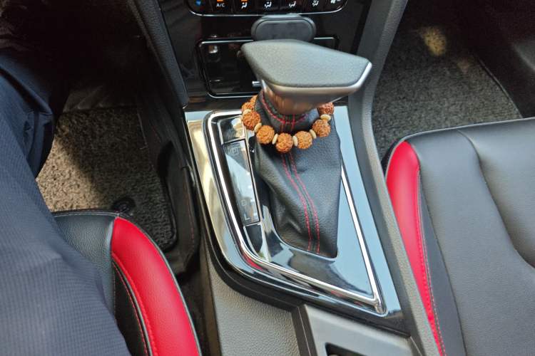 Used Venucia D60 2018 1.6L CVT Smart Connect Elite Edition