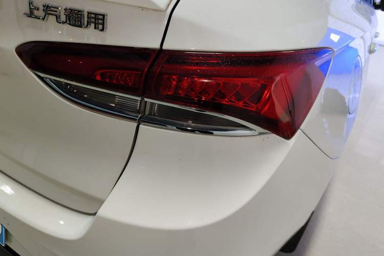 Used Buick GT 2018 15T Dual-Clutch Advanced Model China V Standard Right Rear Taillight