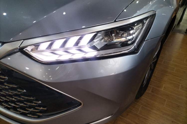 Used BYD Qin PLUS 2024 HONOR Edition DM-i 55KM Leading Model
