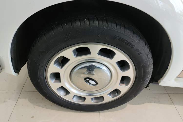 Used ORA Ballet Cat 2022 401 km Nutcracker Edition