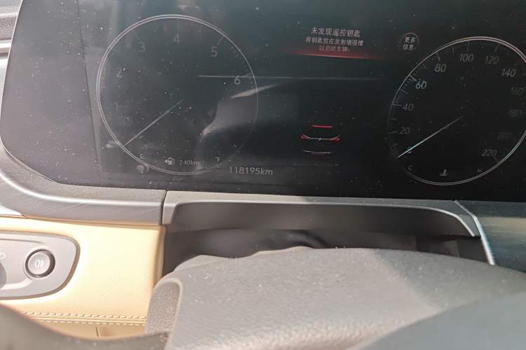 Used Buick GL8 2021 ES Land Cruiser 653T Luxury Edition