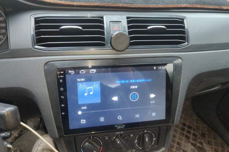 Used Volkswagen Santana 2016 1.6L Manual Fashion Edition
