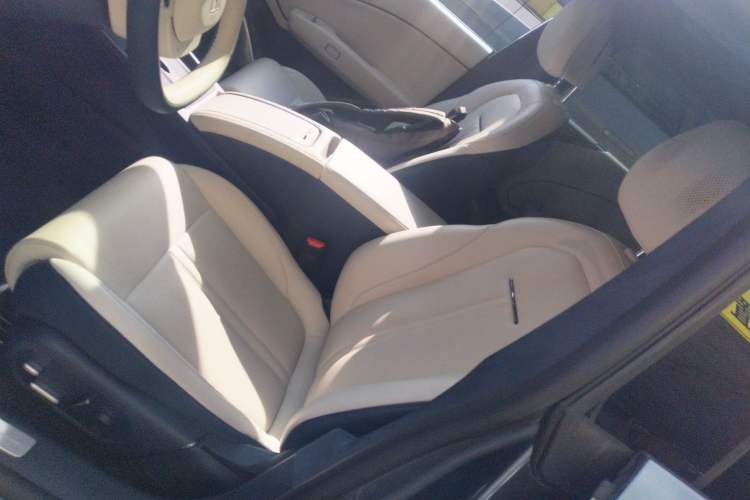 Used Zeekr 007 2024 Rear-Drive Enhanced Version 75 kWh
