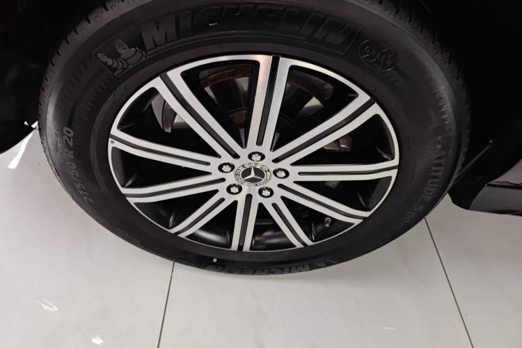 Used Mercedes-Benz GLE 2024 Refreshed GLE 350 4MATIC Stylish Edition