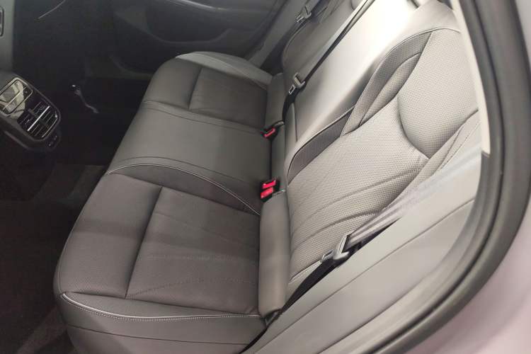 Used Volkswagen Passat 2025 Pro 380TSI Dragon Supreme Edition