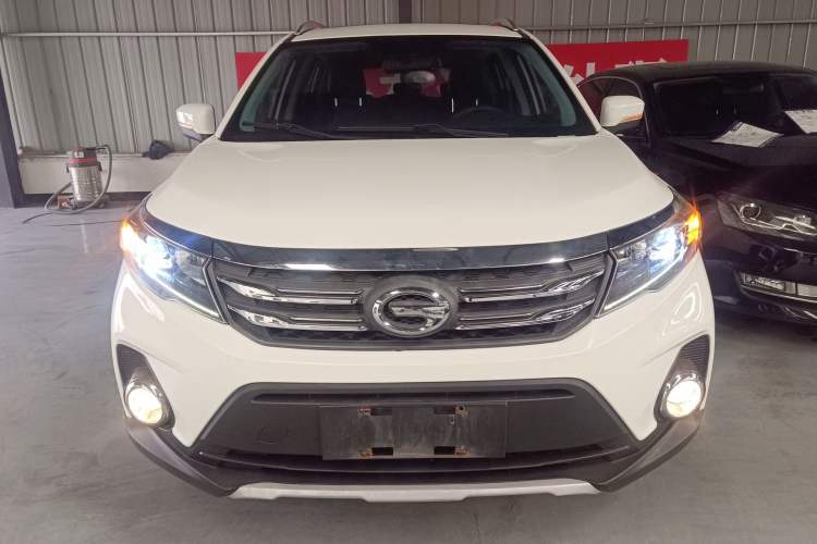 Used GAC Trumpchi GS3 2017 200T Automatic Luxury Edition Front