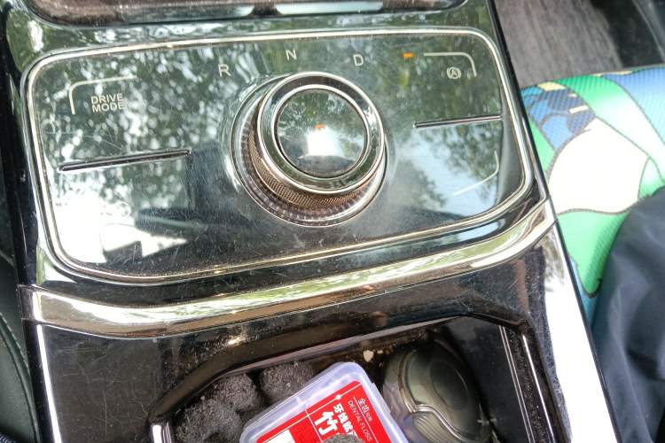 Used NETA U 2022 Pro 400 Comfort Edition Gear Lever