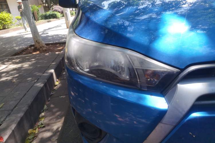 Used Toyota YARiS L Zhi Xuan 2015 1.5E Automatic Charm Edition Right Front Headlight