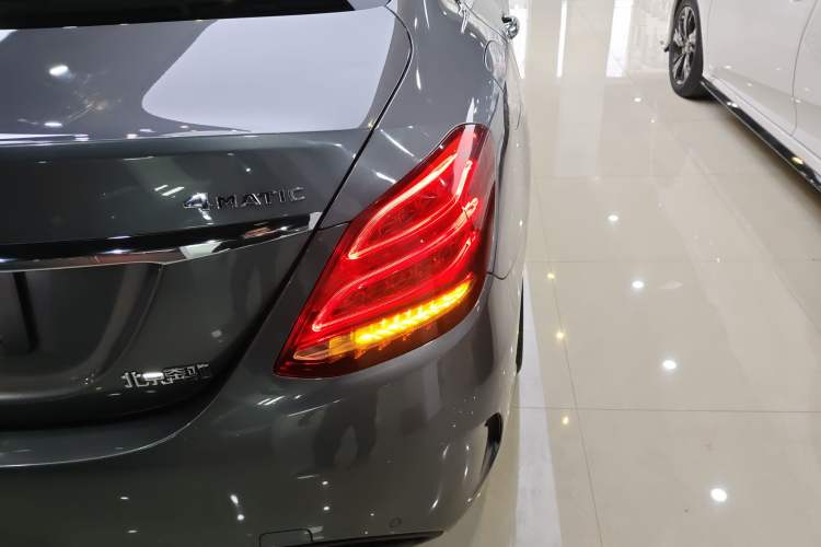 Used Mercedes-Benz C-Class 2017 Facelift C 200 L 4MATIC Sport Edition
