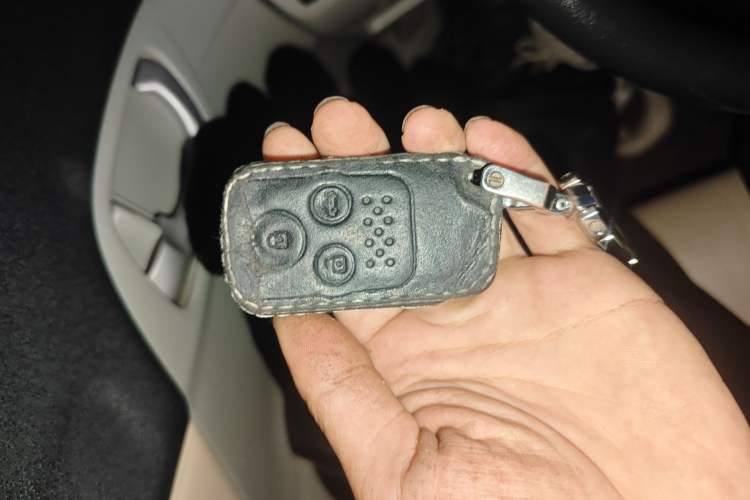 Used Honda Civic 2014 1.8L automatic comfort version Vehicle Key