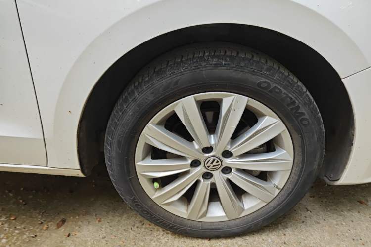 Used Volkswagen Bora 2019 Bora·Legend 1.5L Automatic Fashion Edition China V Standard Right Front Wheel Hub