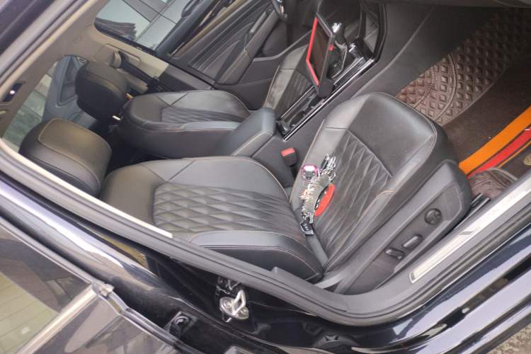 Used Volkswagen Passat 2021 330TSI Luxury Edition
