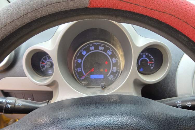 Used JAC Group Yueyue 2012 1.0L Luxury Model
