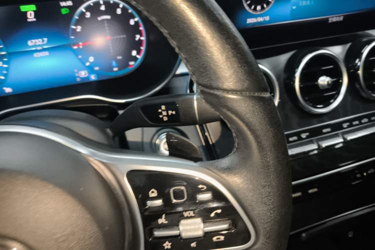 Used Mercedes-Benz C-Class 2019 Restyled C 260 L Sport Edition Gear Lever