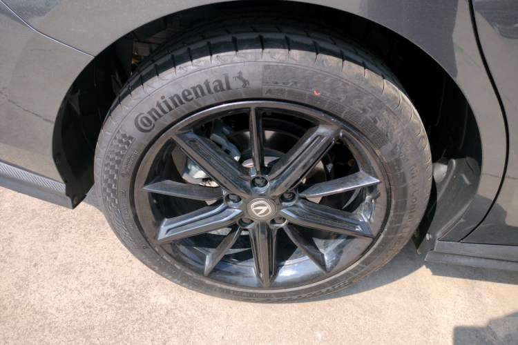 Used Changan UNI-V 2023 1.5T Premium Model