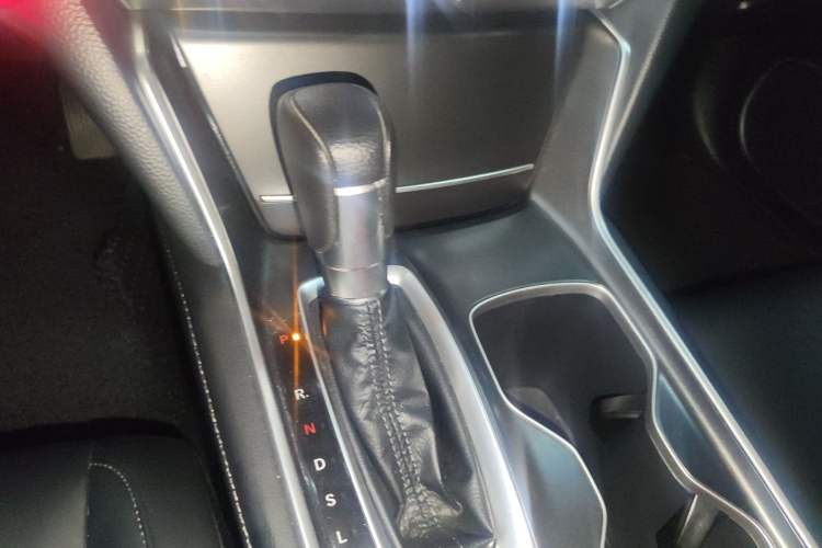 Used Honda Accord 2018 260TURBO Elite Edition China VI Gear Lever