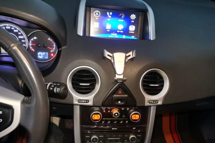 Used Renault Koleos 2014 Revised Version 2.0L Two-Wheel Drive Fashion Edition