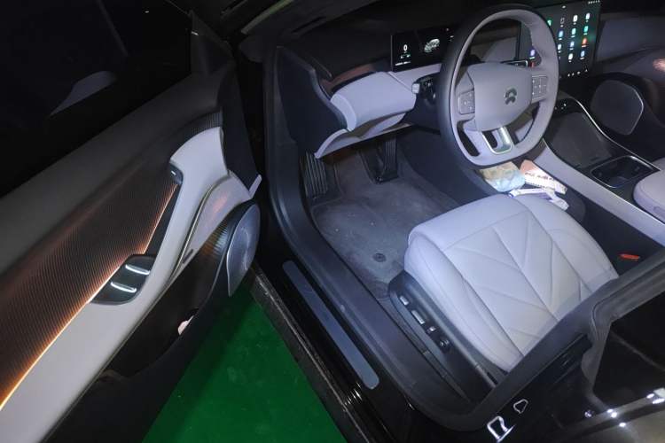 Used Nio ET5T 2025 75 kWh Touring