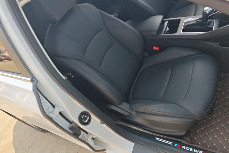 Used Roewe i5 2026 Model 1.5L CVT Luxury Version
