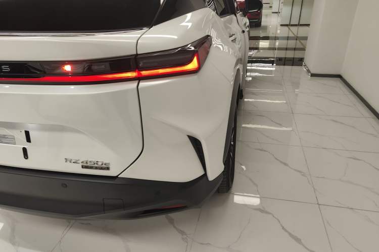 Used Lexus RZ 2023 450e All-Wheel Drive Luxury Edition
