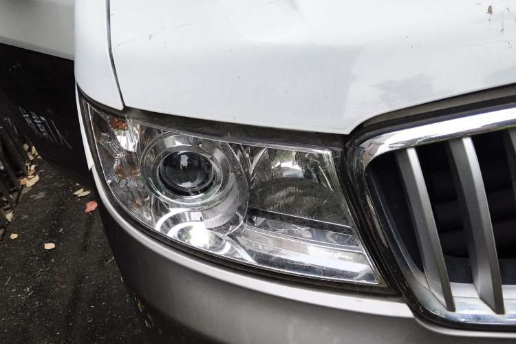 Used Jinbei New Hiace X30L 2018 1.5L Wealth Edition DLCG14 Right Front Headlight