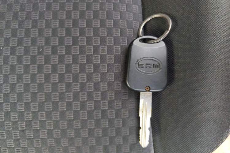 Used Jinbei Gold Hiace M Classic 2023 1.5L Engineering Lion Passenger Vehicle 5/6/7 Seats