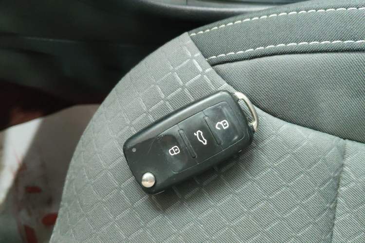 Used Volkswagen Polo 2016 1.6L Cross Polo Automatic Interior 1