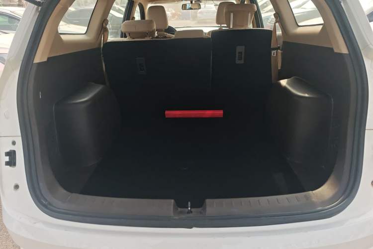 Used Baojun 310W 2017 1.5L Manual Comfort Version China V