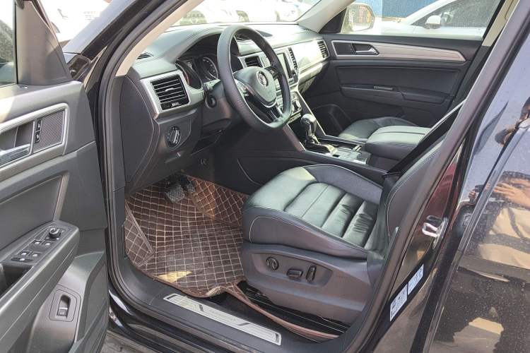 Used Volkswagen Teramont 2017 330TSI Two-Wheel-Drive Luxury Edition
