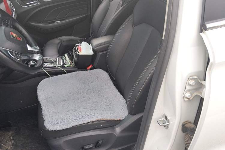 Used Roewe RX3 2018 1.6L CVT Internet Smart Edition
