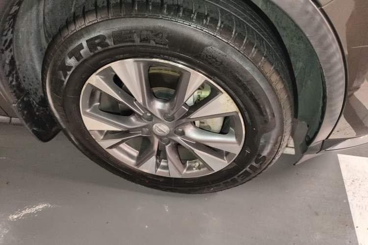 Used Nissan Murano 2015 2.5L XL Two-Wheel Drive Smart Edition
