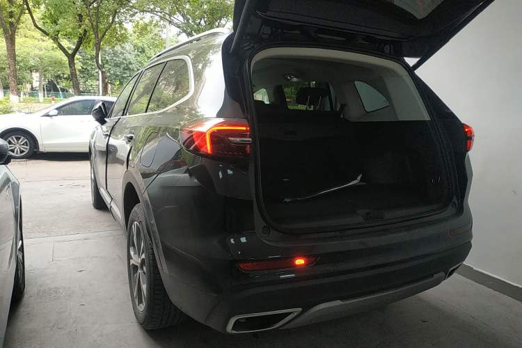 Used Buick Envision 2022 Encore Plus 652T Five-Seat Luxury Model