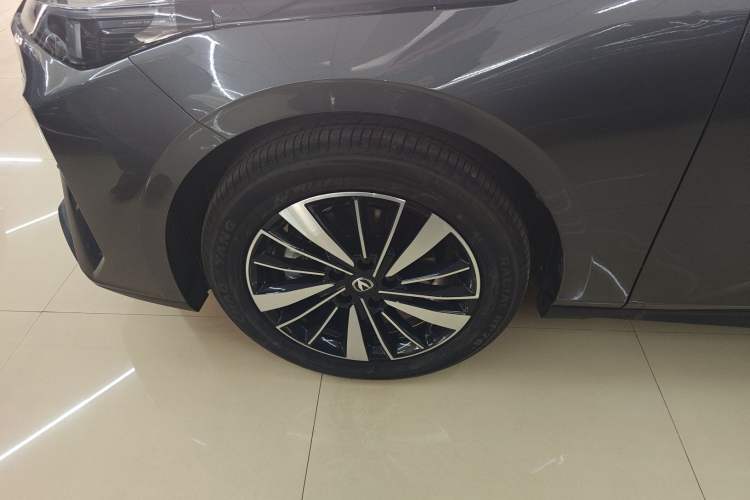 Used Changan Eado PHEV 2025 Smart New Blue Whale 145KM Battleship Edition