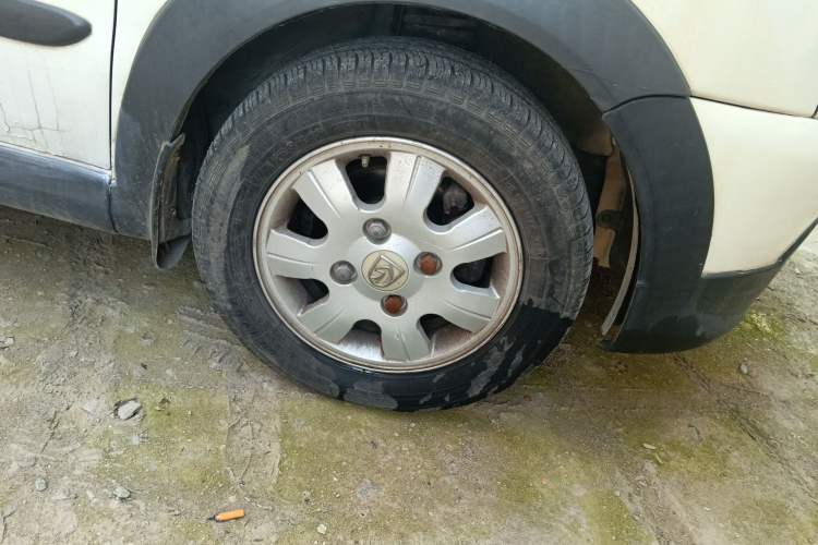 Used Baojun Lechi 2012 1.2L Manual Sport Edition Dynamic Model Right Front Wheel Hub