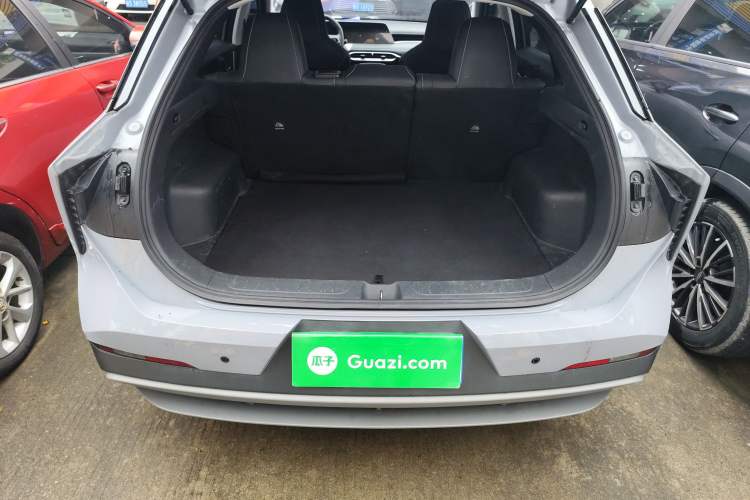 Used Venucia V 2021 260T Idol Edition