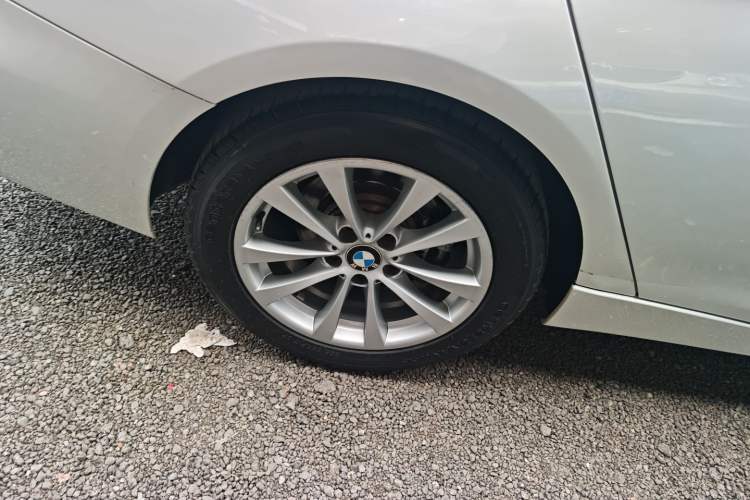 Used BMW 3 Series GT 2017 320i Sport Edition
