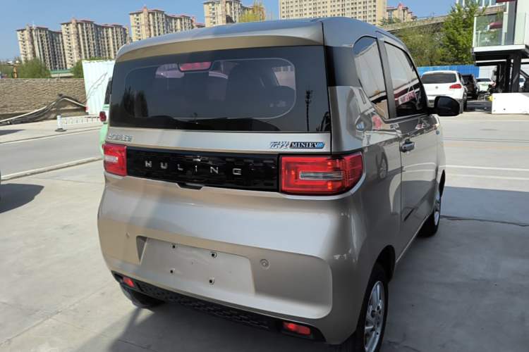 Used Wuling Hongguang MINIEV 2020 Zizai Version Lithium-NMC