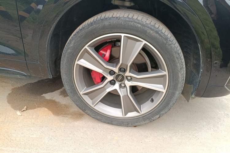 Used Audi Q5L Sportback 2022 Updated 40 TFSI Luxury Edition
