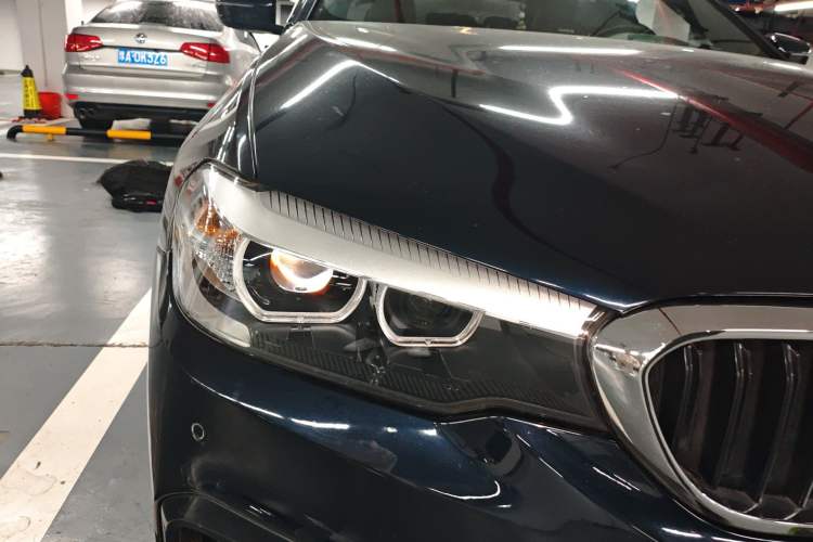 Used BMW 5 Series 2019 525Li M Sport Package Right Front Headlight