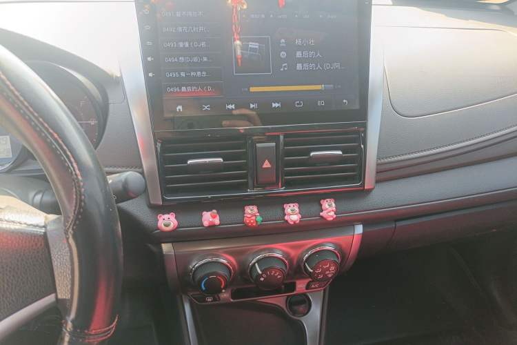 Used Toyota YARiS L Zhi Xuan 2015 1.5E Automatic Charm Edition