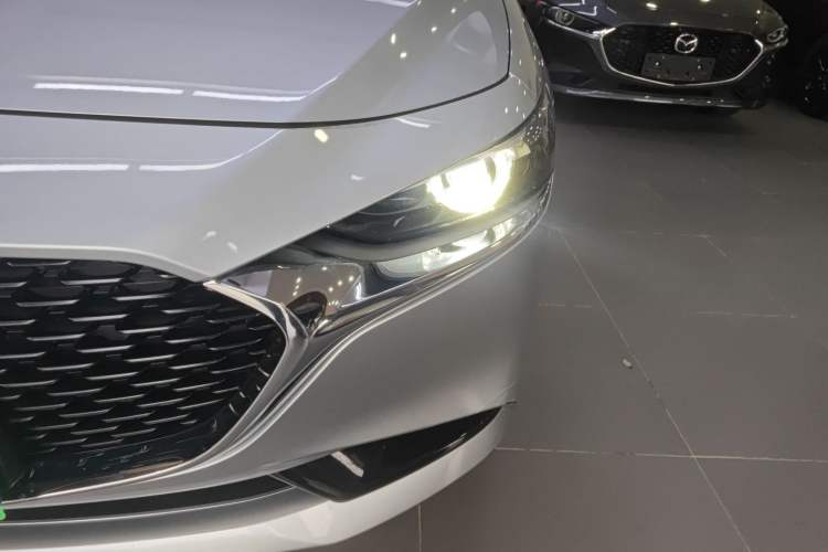 Used Mazda 3 Axela 2021 2.0L Automatic Zhiya Edition Left Front Headlight