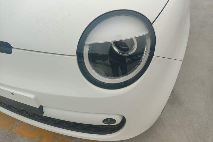 Used CHANGAN NEVO Lumin 2026 Model Treasure Edition 205km Passionate Beige Ningde Left Front Headlight